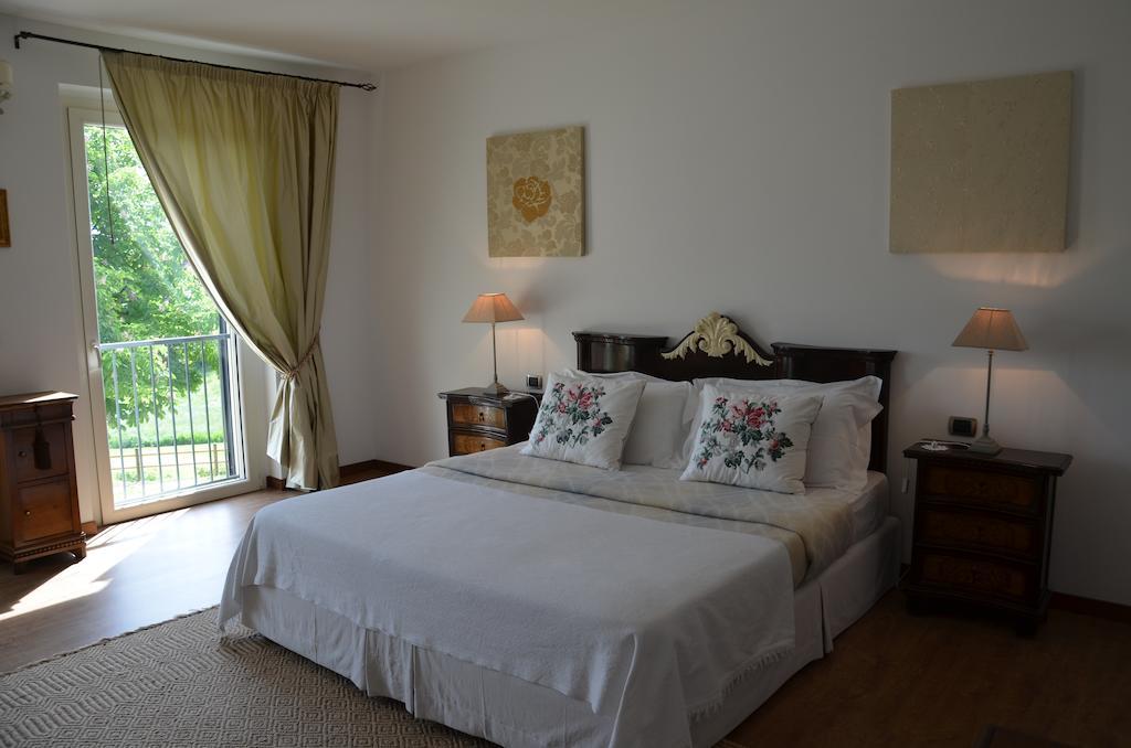 Cascina Castagneto Hotel Castell'Alfero Ruang foto