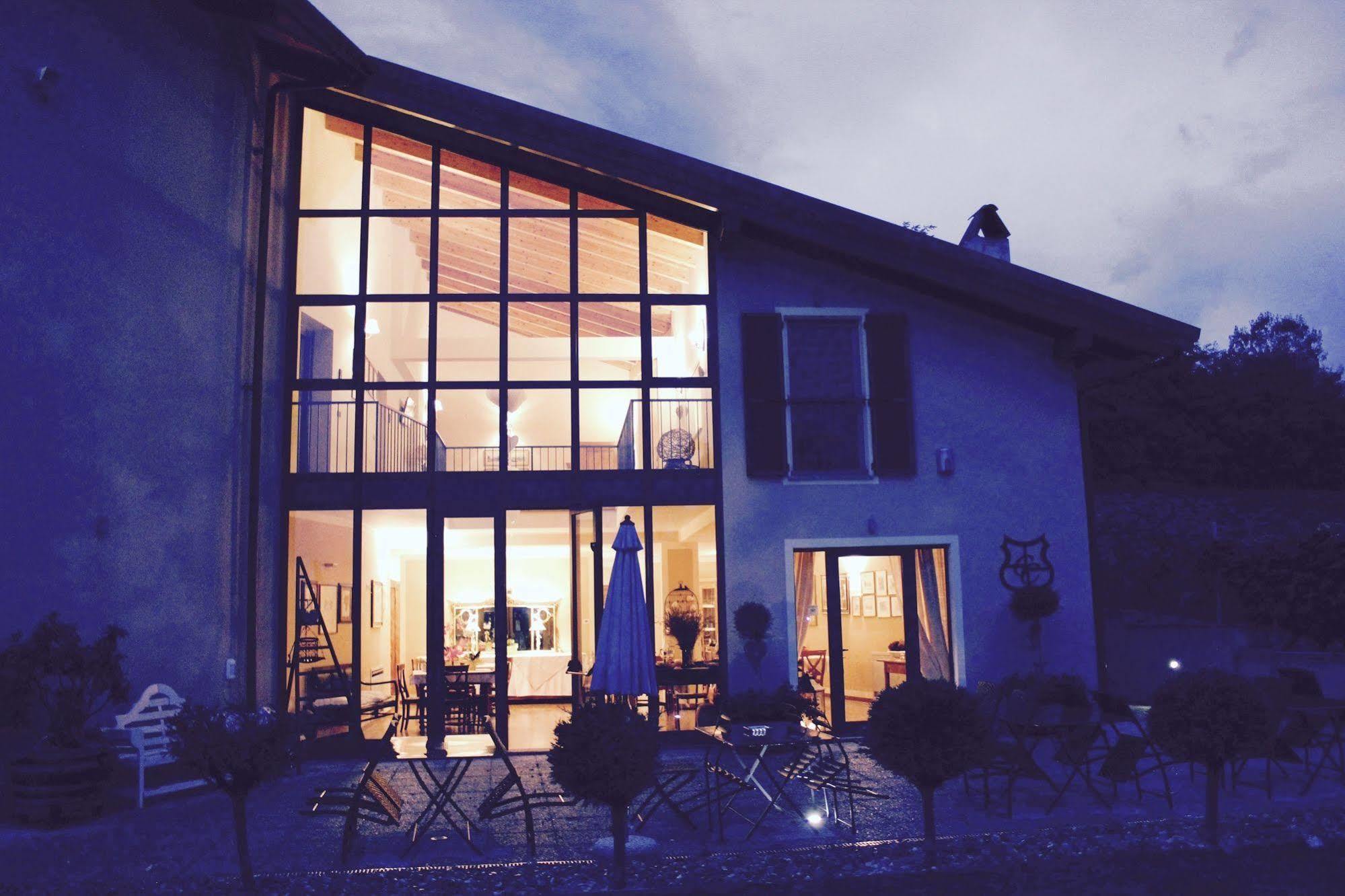 Cascina Castagneto Hotel Castell'Alfero Bagian luar foto