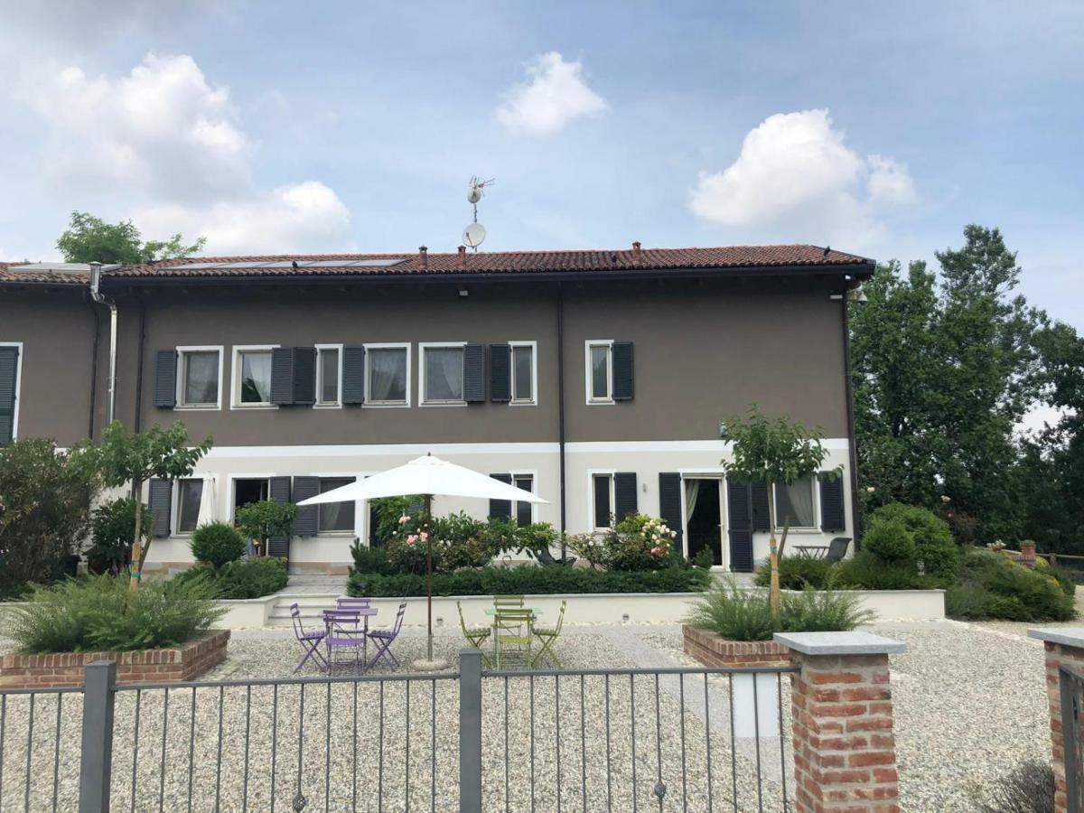 Cascina Castagneto Hotel Castell'Alfero Bagian luar foto